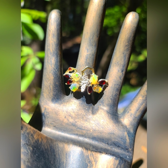 Opal & Garnet sterling & Gold honeycomb 🐝 bee ring sz8.5